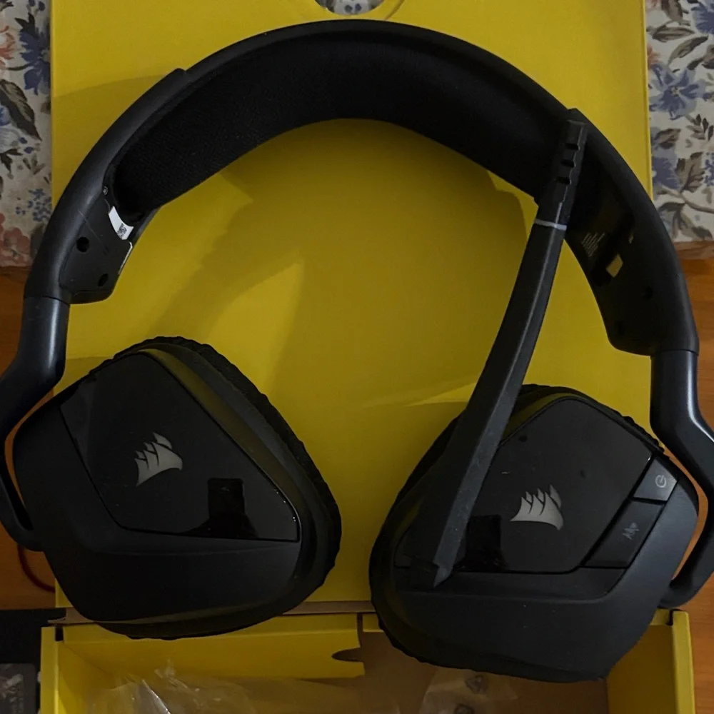 Corsair Black Over-Ear Wireless Gaming Headset with Boom Mic